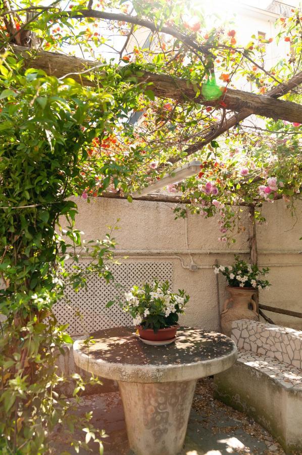 Casa Teresinella Garden Leilighet Torre Annunziata Eksteriør bilde